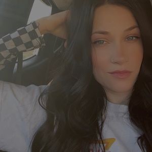 Meet your Posher, Riley